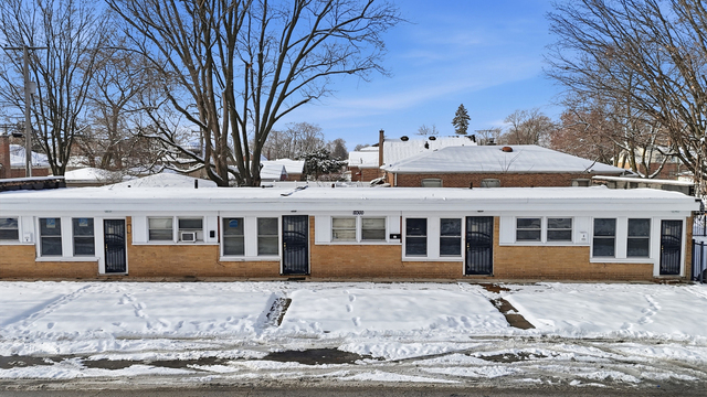 12300 S Elizabeth Street - Photo 1