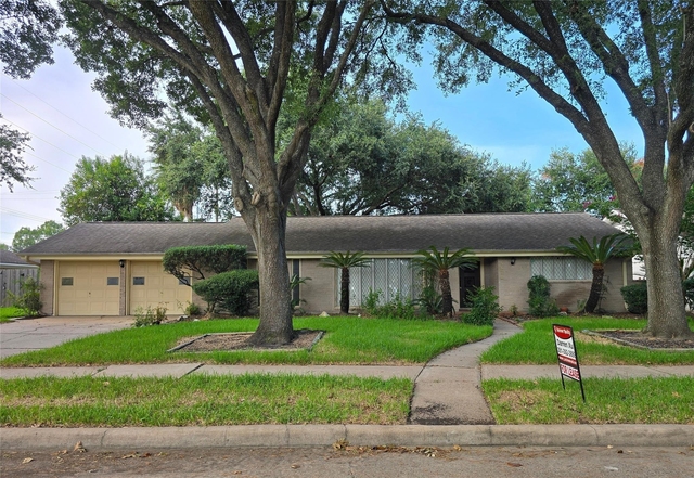 5470 Carew Street - Photo 1