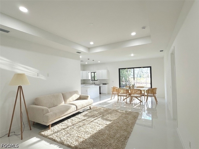 4322 Kismet Parkway W - Photo 1