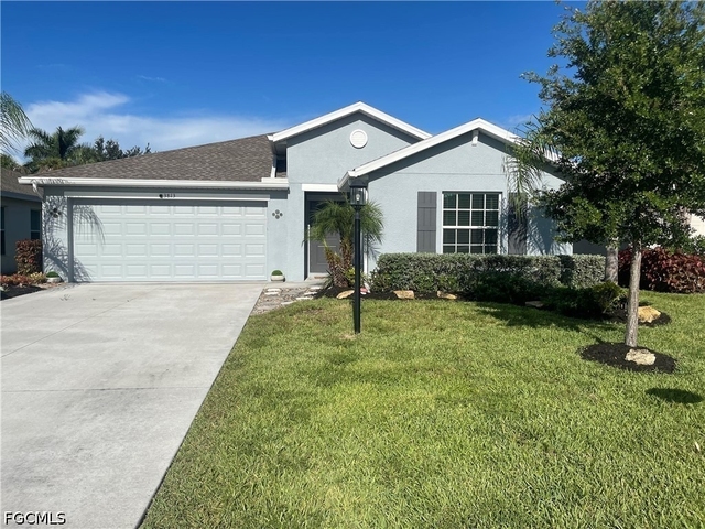 3813 Treasure Oak Way - Photo 1