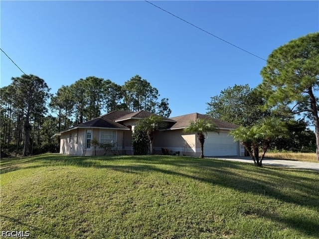 710 Nimitz Boulevard - Photo 1