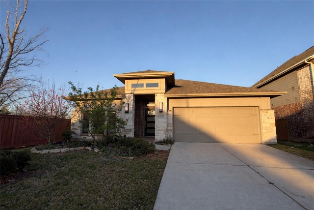 12807 Spiegel Street - Photo 1