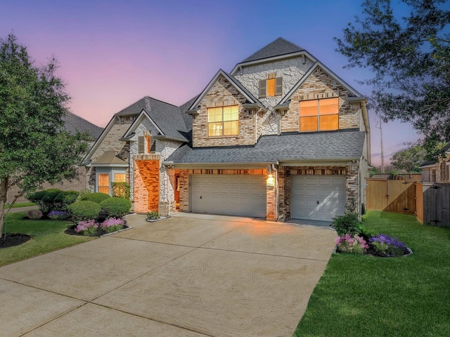 2814 Keagan Falls Drive - Photo 1