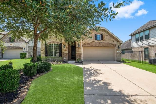 38 Estherwood Place - Photo 1