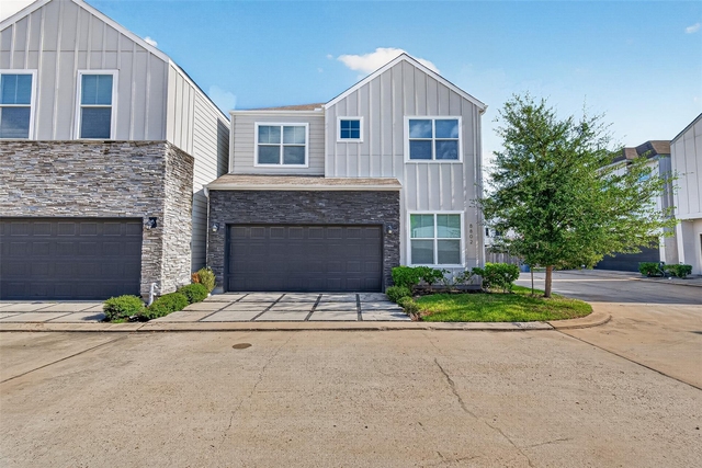 8802 Hollister Pine Court - Photo 1