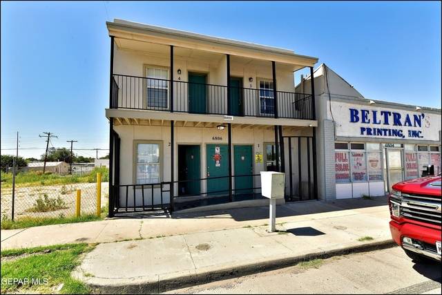 6806 Alameda Avenue - Photo 1