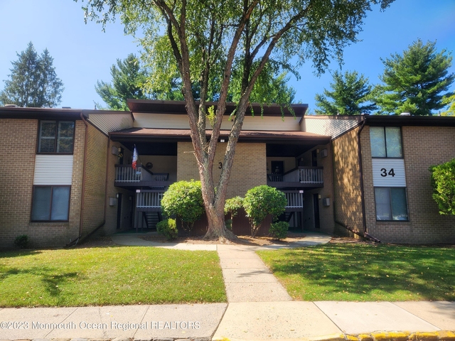 34 Meadow Green Circle - Photo 1