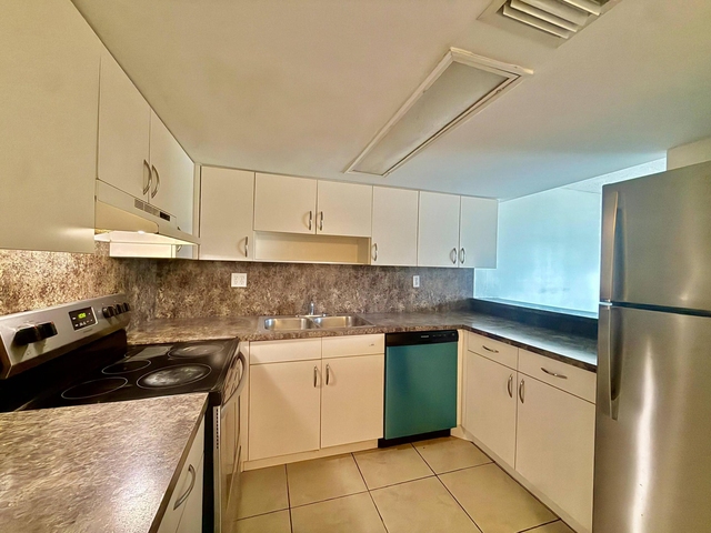 329 Gulfstream Road - Photo 1