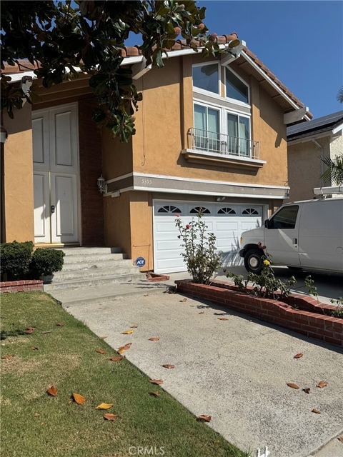 5355 Duncannon Ave - Photo 1