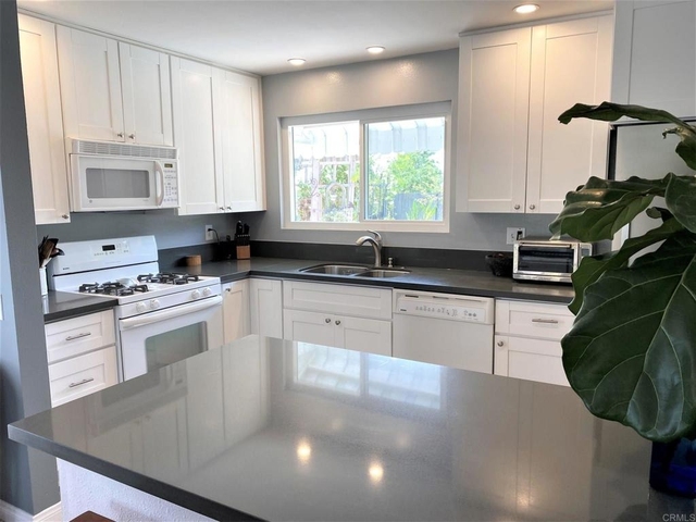 1421 Temple Heights Drive - Photo 1