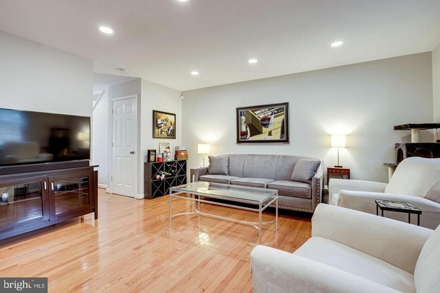 6295 Hillary Court - Photo 1