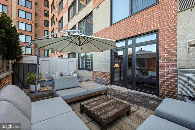 2451 Midtown Avenue - Photo 1