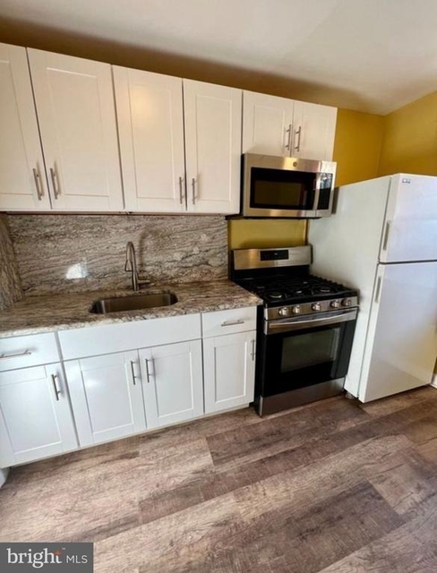6332 Gardenia Street - Photo 1