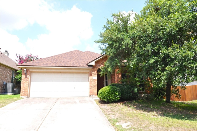 1830 Paradise Ridge Dr - Photo 1