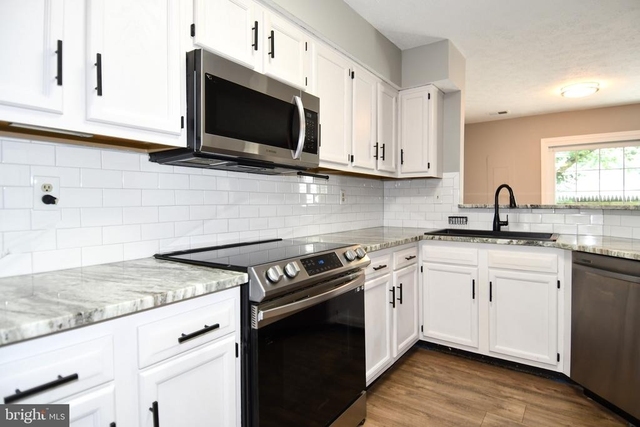 13703 Lord Sterling Place - Photo 1