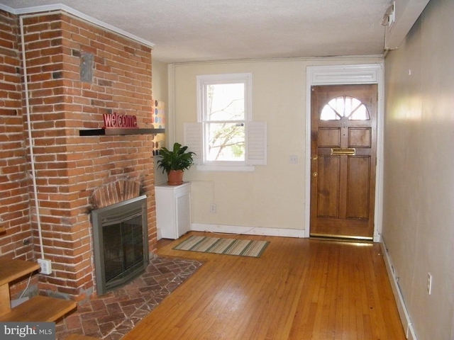 111 E Gittings Street - Photo 1