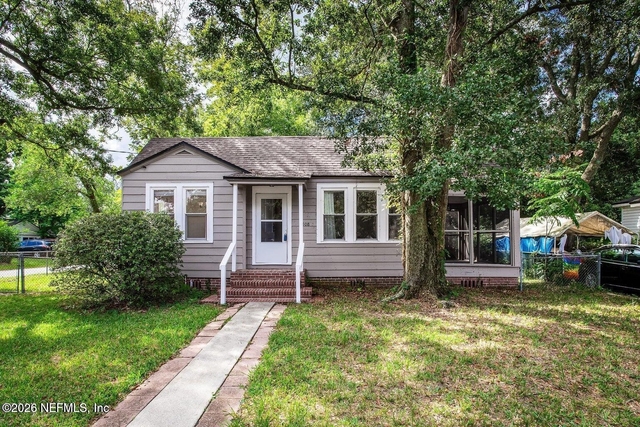 4808 Royal Avenue - Photo 1