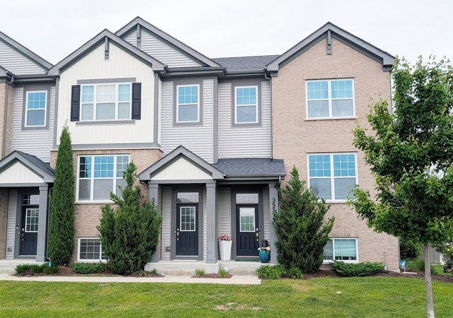 3s513 Barkley Avenue - Photo 1