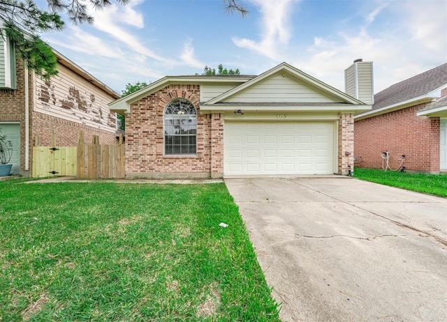 103 Avocado Street - Photo 1