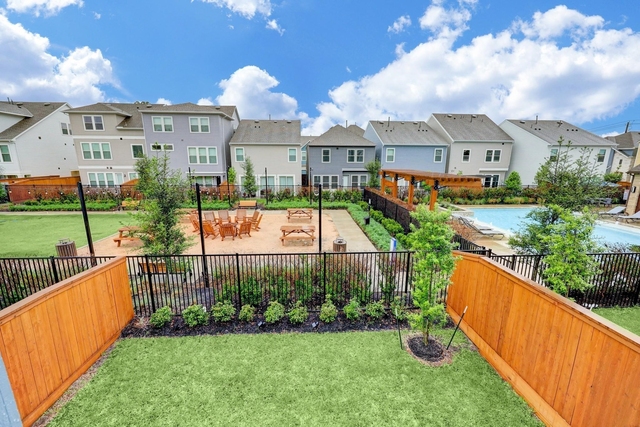 10920 Keaton Landing Drive - Photo 1