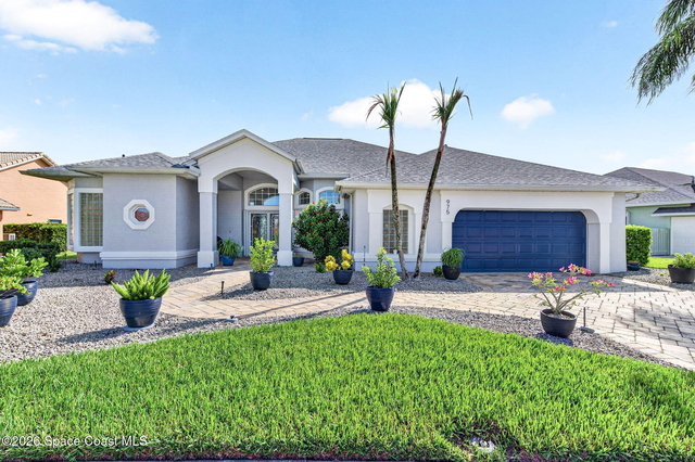 975 Wildwood Drive - Photo 1