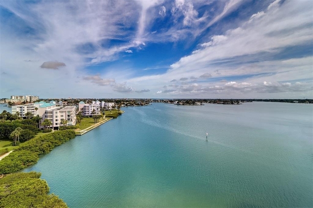 7963 Sailboat Key Boulevard S - Photo 1