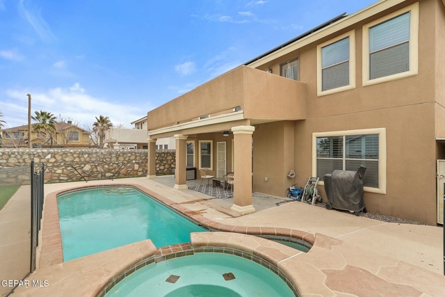 12473 Paseo De Arco Court - Photo 1