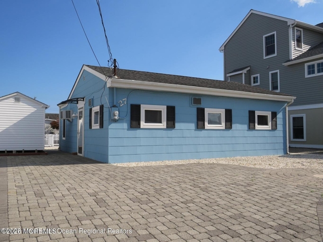 27 Gregg Drive - Photo 1