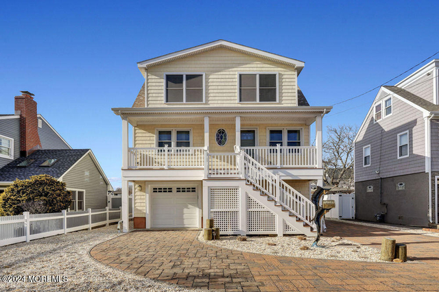 117 Philadelphia Avenue - Photo 1