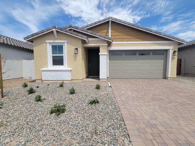 2152 W Rutledge Avenue - Photo 1