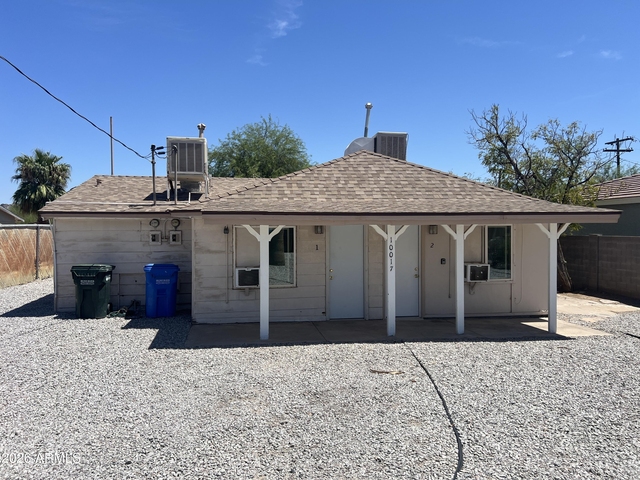 10017 N 7th Place - Photo 1