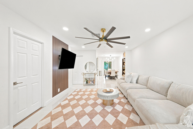 8026 Sw 20th Court - Photo 1