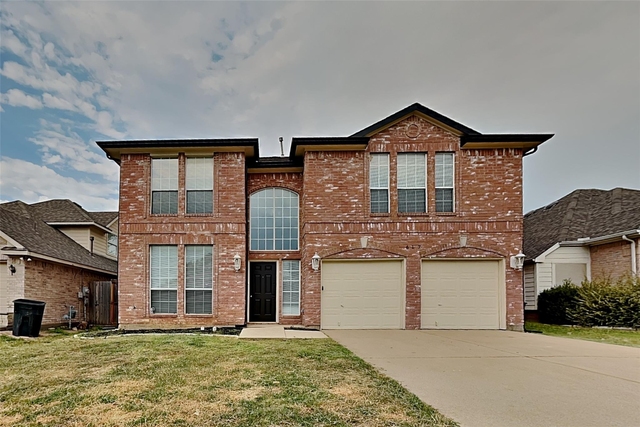 617 Crystal Brook Drive - Photo 1
