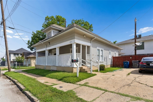 4112 Congress Avenue - Photo 1