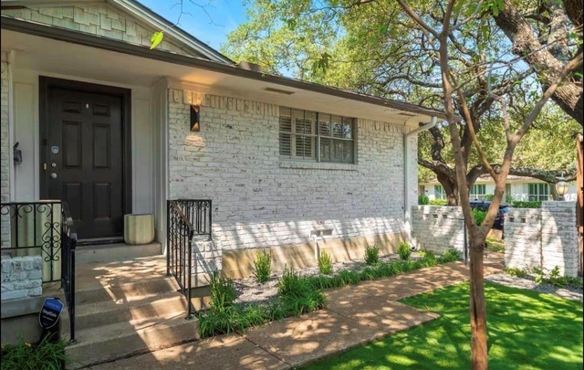 9003 Villa Park Circle - Photo 1