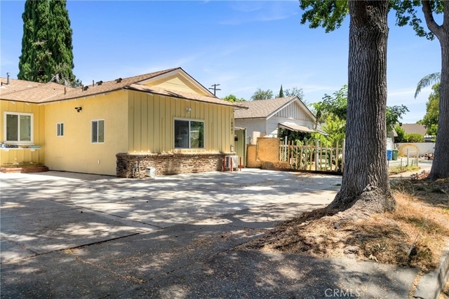 18947 Cantlay Street - Photo 1