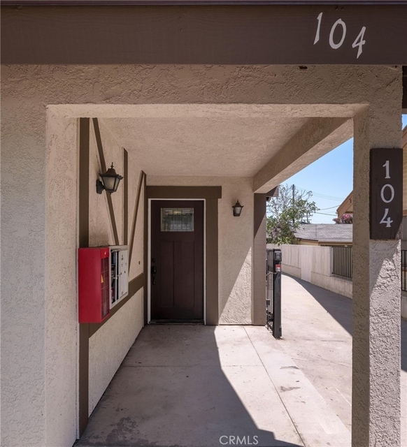 104 N Atlantic - Photo 1