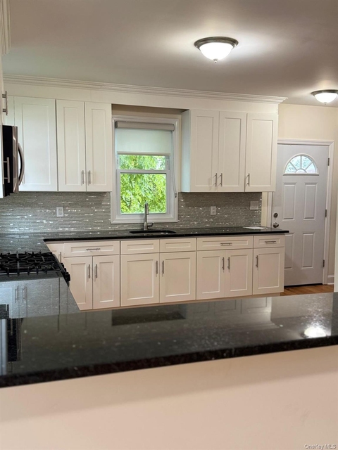 16 Park Avenue - Photo 1