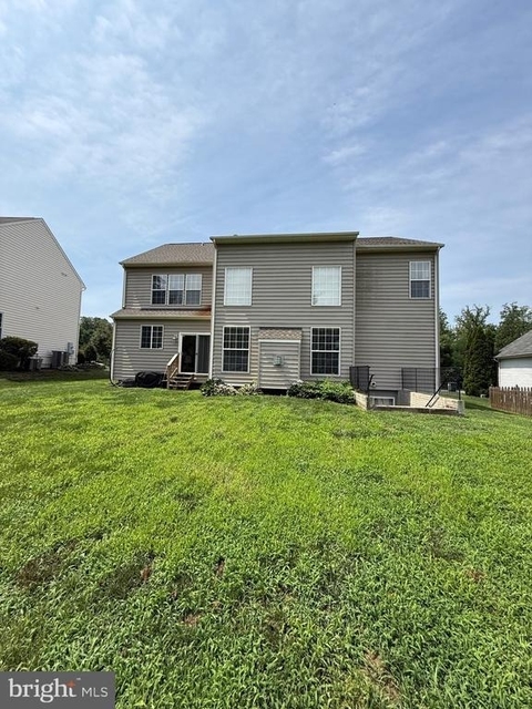 64 Riggs Road - Photo 1