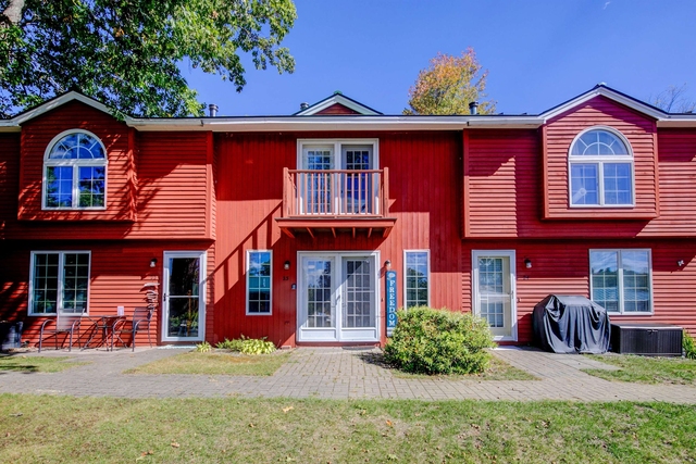 98 Washington - Photo 1
