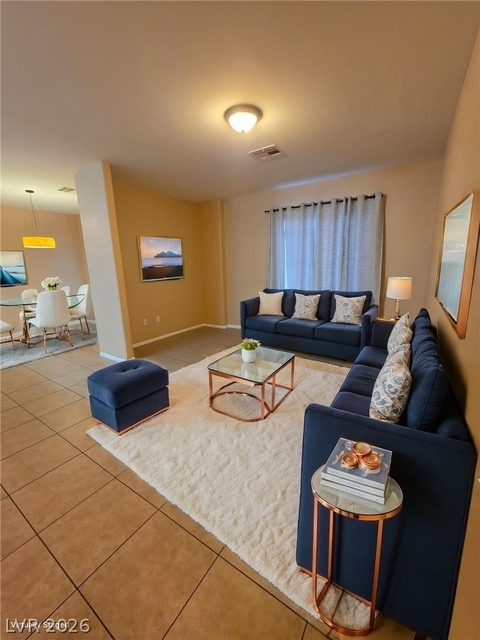 904 Domnus Lane - Photo 1