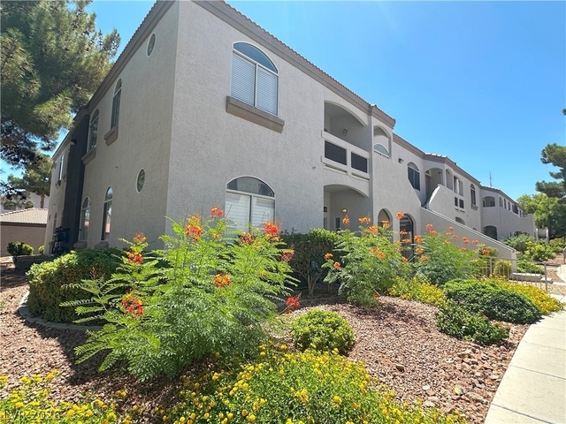 700 Carnegie Street - Photo 1