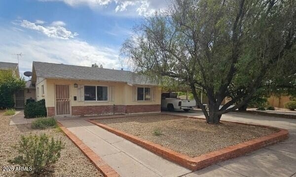 6525 N 12th Place - Photo 1