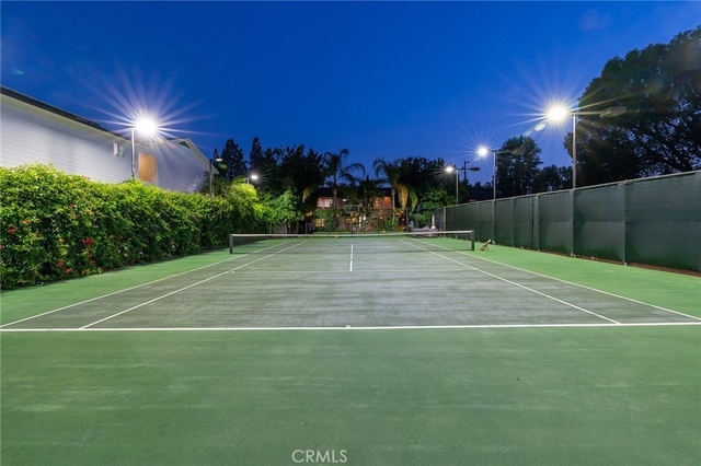 22955 Collins - Photo 1