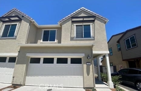 323 Moonflower - Photo 1