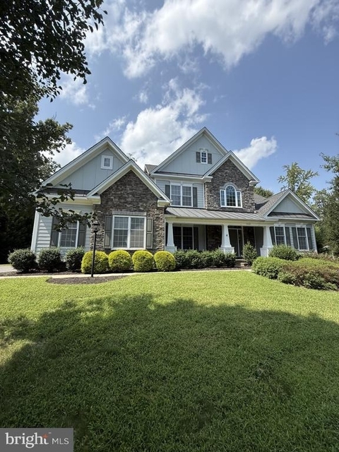 11621 Pine Hollow Lane - Photo 1