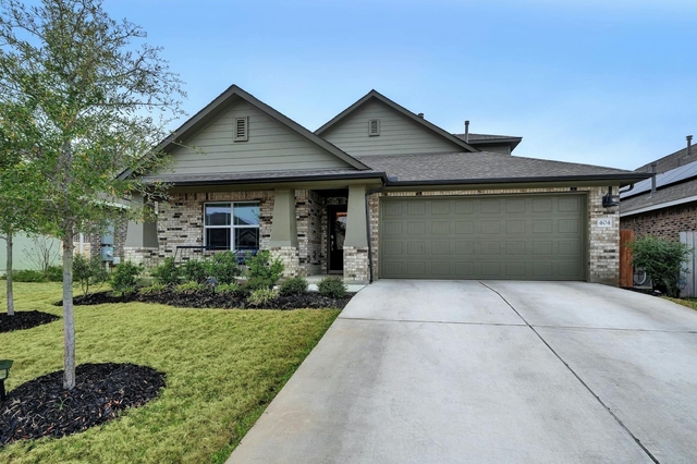 404 Mante Ct - Photo 1