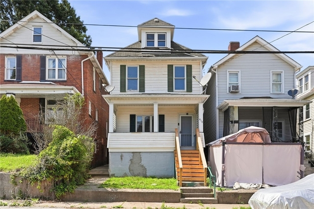 410 W 8th Ave - Photo 1