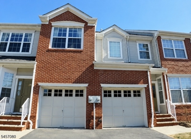 20 Gordon Cir - Photo 1