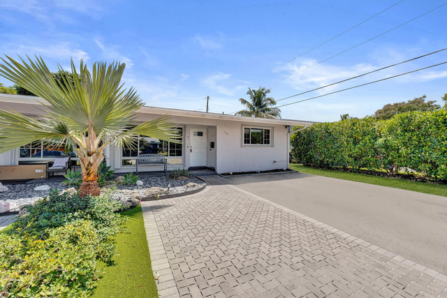 1738 Ne 52nd Street - Photo 1